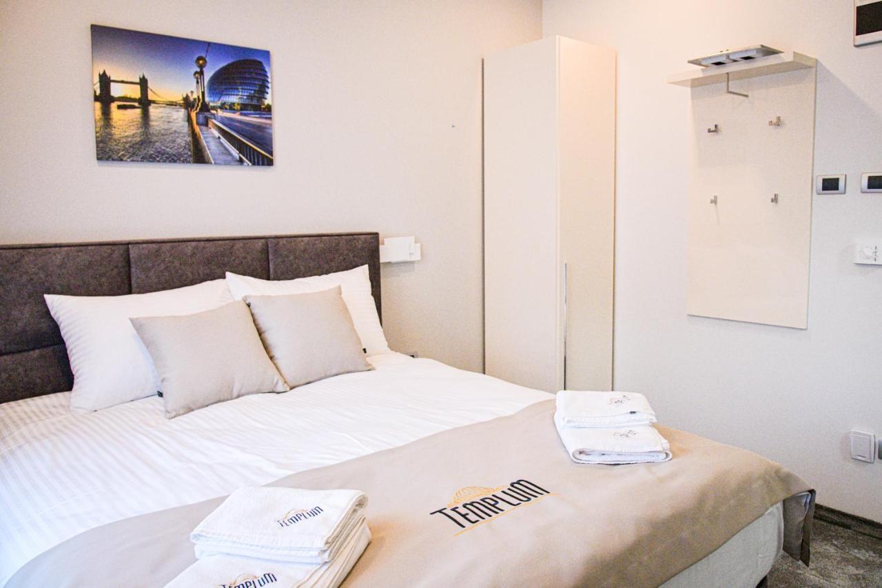 Templum Apartments - Slavija Square Belgrade Room photo